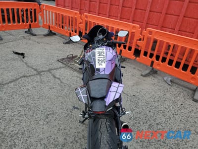 Zdjęcie 6 z 10 samochodu: 2024 YAMAHA YZFR7 VIN:JYARM38E0RA012875 - miniatura