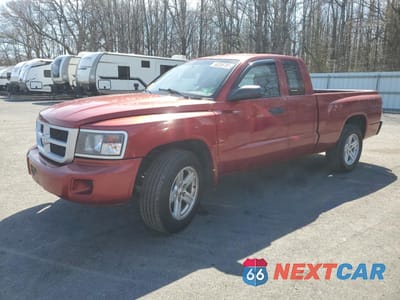 2008 DODGE DAKOTA SXT 1D7HE32K78S601576 - główne zdjęcie licytacji z USA - miniatura