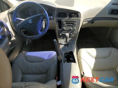 Zdjęcie 8 z 12 samochodu: 2002 VOLVO S60 VIN:YV1RS61R922140194 - miniatura