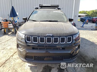 Piąte zdjęcie samochodu w środku: 2024 JEEP COMPASS LATITUDE VIN:3C4NJDBN1RT115385 - miniatura