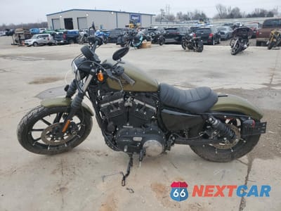 Trzecie zdjęcie samochodu z tyłu: 2017 HARLEY-DAVIDSON XL883 IRON 883 VIN:1HD4LE218HC406144 - miniatura