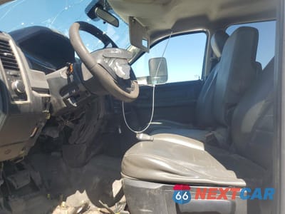 Zdjęcie 7 z 12 samochodu: 2015 RAM 5500 VIN:3C7WRMFLXFG516964 - miniatura