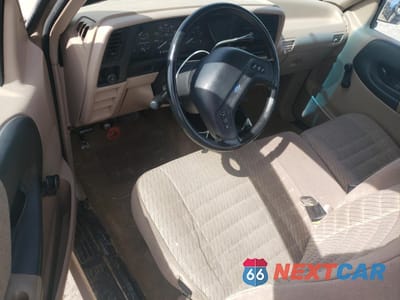 Zdjęcie 8 z 14 samochodu: 1993 FORD RANGER VIN:1FTCR11XXPUA95660 - miniatura