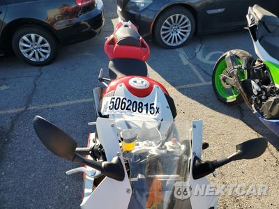 Piąte zdjęcie samochodu w środku: 2013 BMW S 1000 RR VIN:WB105340XDZL17442 - miniatura