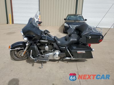 Trzecie zdjęcie samochodu z tyłu: 2012 HARLEY-DAVIDSON FLHTK ELECTRA GLIDE ULTRA LIMITED VIN:1HD1KEM16CB650375 - miniatura