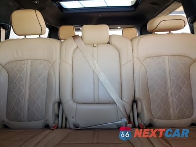 Zdjęcie 10 z 16 samochodu: 2022 JEEP GRAND WAGONEER SERIES III VIN:1C4SJVGJ0NS118742 - miniatura