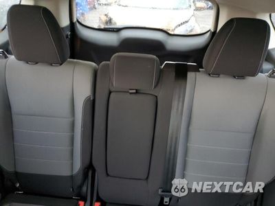 Zdjęcie 10 z 13 samochodu: 2016 FORD ESCAPE SE VIN:1FMCU0G7XGUB71907 - miniatura