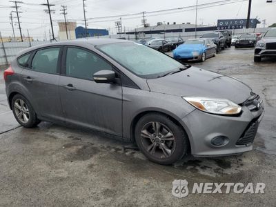 Czwarte zdjęcie samochodu z boku: 2014 FORD FOCUS SE VIN:1FADP3K27EL110858 - miniatura