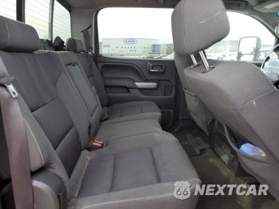 Zdjęcie 10 z 12 samochodu: 2016 CHEVROLET SILVERADO K3500 LT VIN:1GC4KZC81GF167654 - miniatura