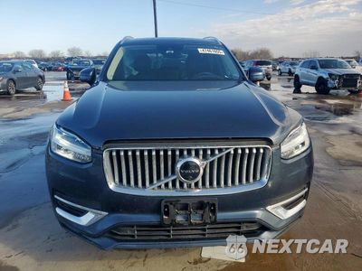 Piąte zdjęcie samochodu w środku: 2022 VOLVO XC90 T6 INSCRIPTION VIN:YV4A22PL0N1873711 - miniatura