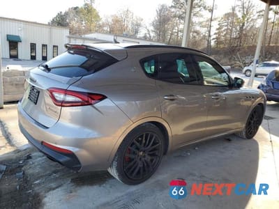 Trzecie zdjęcie samochodu z tyłu: 2019 MASERATI LEVANTE S SPORT VIN:ZN661YUS9KX336692 - miniatura