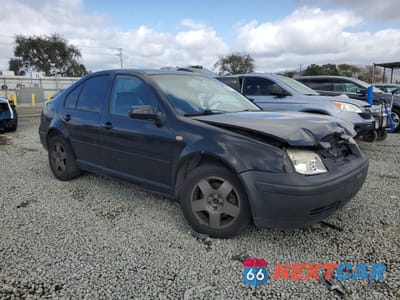 Czwarte zdjęcie samochodu z boku: 2000 VOLKSWAGEN JETTA GLS TDI VIN:3VWSF29M8YM118974 - miniatura