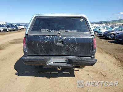 Zdjęcie 6 z 12 samochodu: 2000 CHEVROLET GMT-400 K3500 VIN:1GCHK33J0YF453563 - miniatura