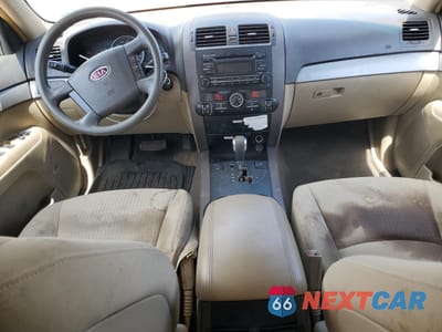 Zdjęcie 8 z 13 samochodu: 2009 KIA BORREGO LX VIN:KNDJJ741X95019412 - miniatura