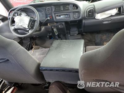 Zdjęcie 8 z 12 samochodu: 1998 DODGE RAM 2500 VIN:1B7KF23Z6WJ105688 - miniatura