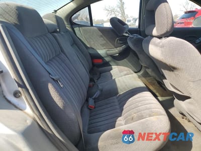 Zdjęcie 10 z 13 samochodu: 2002 PONTIAC GRAND PRIX SE VIN:1G2WK52J22F115047 - miniatura