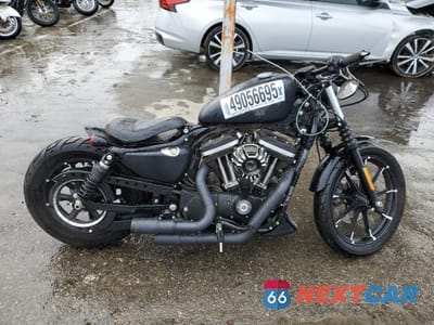 2017 HARLEY-DAVIDSON XL883 IRON 883 1HD4LE231HC406732 - główne zdjęcie licytacji z USA - miniatura