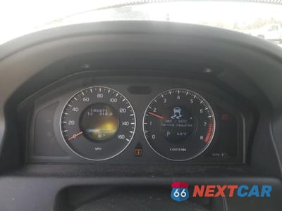 Zdjęcie 9 z 13 samochodu: 2011 VOLVO XC60 3.2 VIN:YV4940DZ9B2148141 - miniatura