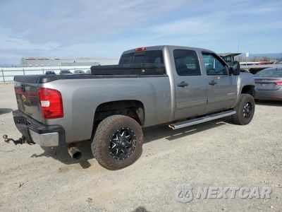 Trzecie zdjęcie samochodu z tyłu: 2013 CHEVROLET SILVERADO K2500 HEAVY DUTY LT VIN:1GC1KXC8XDF244010 - miniatura