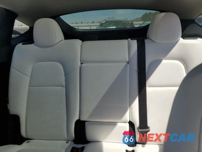 Zdjęcie 10 z 14 samochodu: 2024 TESLA MODEL Y VIN:7SAYGDEE9RA220049 - miniatura