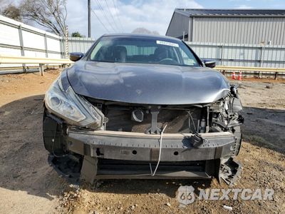 Piąte zdjęcie samochodu w środku: 2016 NISSAN ALTIMA 2.5 VIN:1N4AL3AP1GC147807 - miniatura