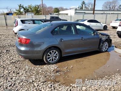 Trzecie zdjęcie samochodu z tyłu: 2012 VOLKSWAGEN JETTA SE VIN:3VWDP7AJ0CM376225 - miniatura