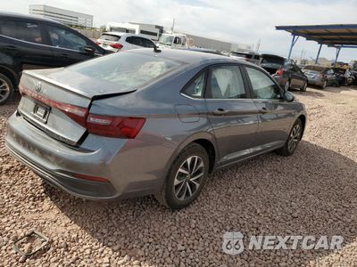 Trzecie zdjęcie samochodu z tyłu: 2025 VOLKSWAGEN JETTA VIN:3VW5X7BU2SM058117 - miniatura