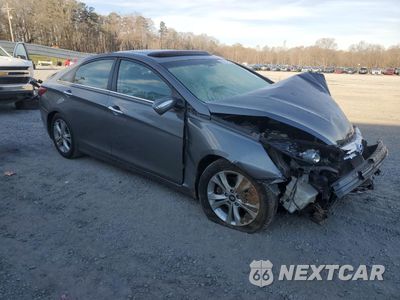 Czwarte zdjęcie samochodu z boku: 2013 HYUNDAI SONATA SE VIN:5NPEC4AC3DH594797 - miniatura