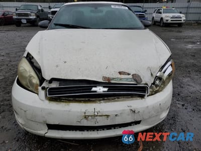 Piąte zdjęcie samochodu w środku: 2006 CHEVROLET MONTE CARLO LT VIN:2G1WM15KX69212278 - miniatura