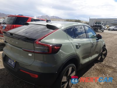 Trzecie zdjęcie samochodu z tyłu: 2023 VOLVO C40 RECHARGE ULTIMATE VIN:YV4ED3GM1P2056979 - miniatura