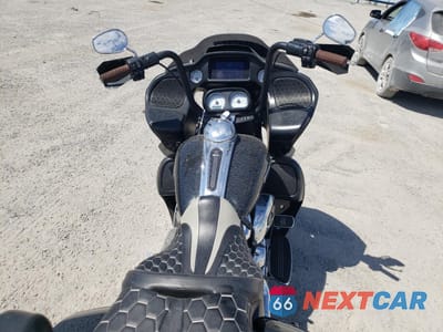 Zdjęcie 6 z 9 samochodu: 2023 HARLEY-DAVIDSON FLTRX VIN:1HD1KHC13PB648835 - miniatura