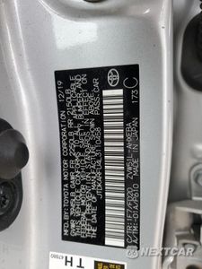 Zdjęcie 14 z 14 samochodu: 2020 TOYOTA PRIUS L VIN:JTDKARFU4L3110458 - miniatura