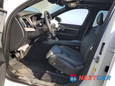 Zdjęcie 7 z 12 samochodu: 2024 VOLVO XC90 ULTIMATE VIN:YV4062PF1R1244894 - miniatura