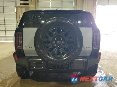 Zdjęcie 6 z 13 samochodu: 2025 GMC HUMMER SUV 2X VIN:1GKT0NDE3SU110735 - miniatura
