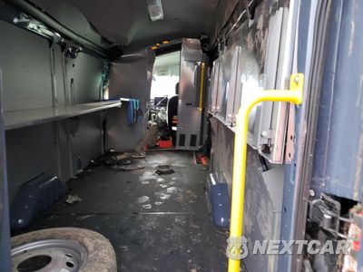 Zdjęcie 10 z 13 samochodu: 2024 FORD TRANSIT T-250 VIN:1FTBR3U81RKB49793 - miniatura