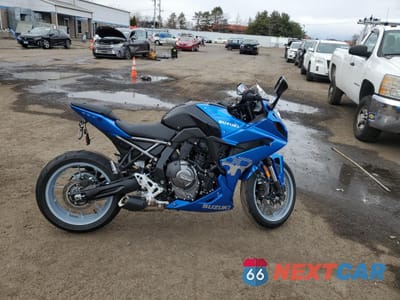 2024 SUZUKI GSX800 F JS1EM13B3R7101304 - główne zdjęcie licytacji z USA - miniatura