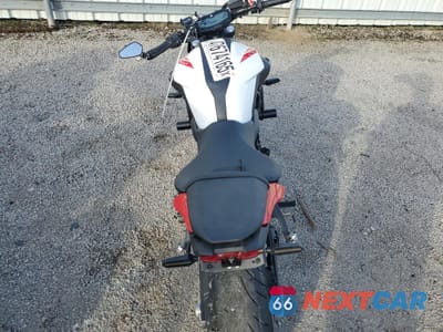 Zdjęcie 6 z 10 samochodu: 2018 YAMAHA MT07 VIN:JYARM27EXJA002287 - miniatura