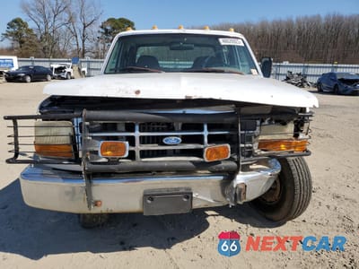 Piąte zdjęcie samochodu w środku: 1996 FORD F350 VIN:1FTJW35GXTEA70171 - miniatura