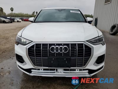 Piąte zdjęcie samochodu w środku: 2020 AUDI Q3 PREMIUM VIN:WA1AECF30L1038250 - miniatura