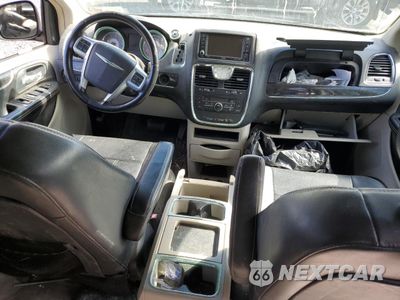 Zdjęcie 8 z 13 samochodu: 2012 CHRYSLER TOWN & COUNTRY TOURING VIN:2C4RC1BG2CR381729 - miniatura