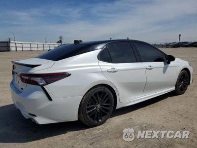 Trzecie zdjęcie samochodu z tyłu: 2021 TOYOTA CAMRY XSE VIN:4T1K61AK2MU436520 - miniatura