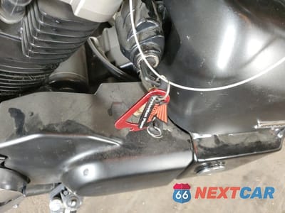 Zdjęcie 8 z 9 samochodu: 2013 HONDA VT750 C2B VIN:JH2RC5385DK300034 - miniatura