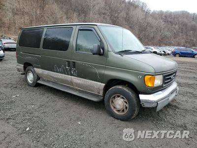 Czwarte zdjęcie samochodu z boku: 2002 FORD ECONOLINE E150 WAGON VIN:1FMRE11W82HB15172 - miniatura