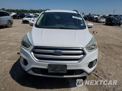 Piąte zdjęcie samochodu w środku: 2017 FORD ESCAPE SE VIN:1FMCU0GD9HUB59982 - miniatura