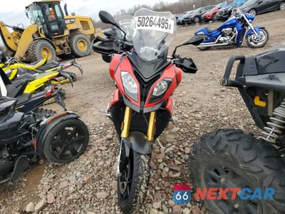 Drugie zdjęcie samochodu z przodu: 2016 BMW S 1000 XR VIN:WB10D1306GZ462507 - miniatura