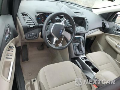 Zdjęcie 8 z 15 samochodu: 2016 FORD ESCAPE SE VIN:1FMCU0GX9GUC50310 - miniatura