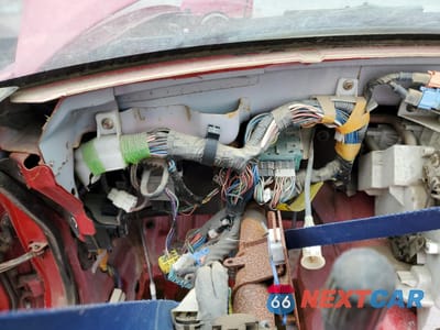 Zdjęcie 9 z 12 samochodu: 1993 MAZDA MX-5 MIATA VIN:JM1NA3518P0412165 - miniatura