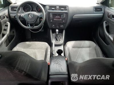 Zdjęcie 8 z 12 samochodu: 2018 VOLKSWAGEN JETTA S VIN:3VW2B7AJ7JM223327 - miniatura