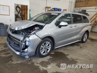 2023 TOYOTA SIENNA XLE 5TDJSKFC1PS102457 - główne zdjęcie licytacji z USA - miniatura