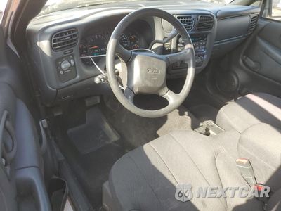Zdjęcie 8 z 13 samochodu: 2003 GMC SONOMA VIN:1GTCS19X938173776 - miniatura